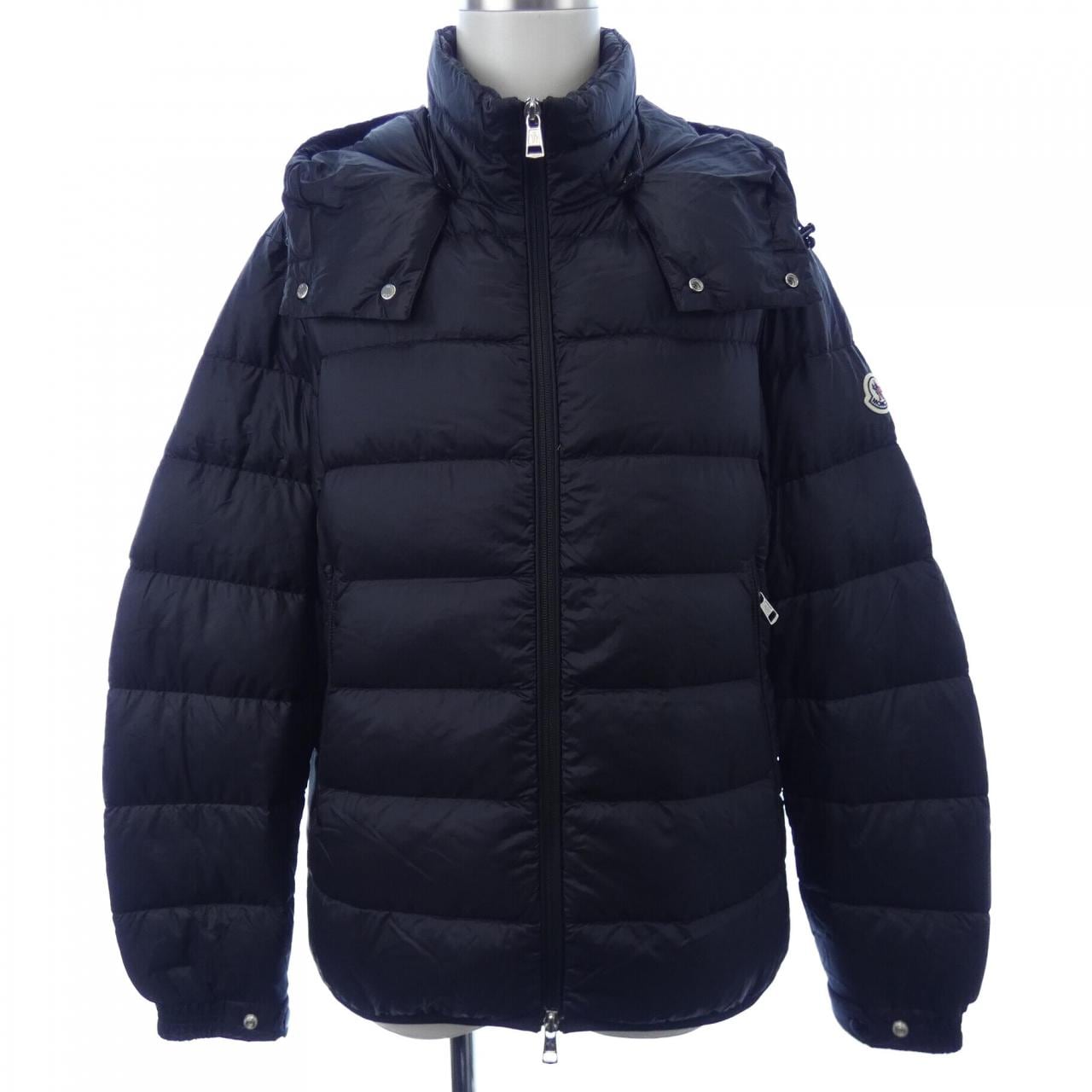 モンクレール MONCLER ダウンジャケット