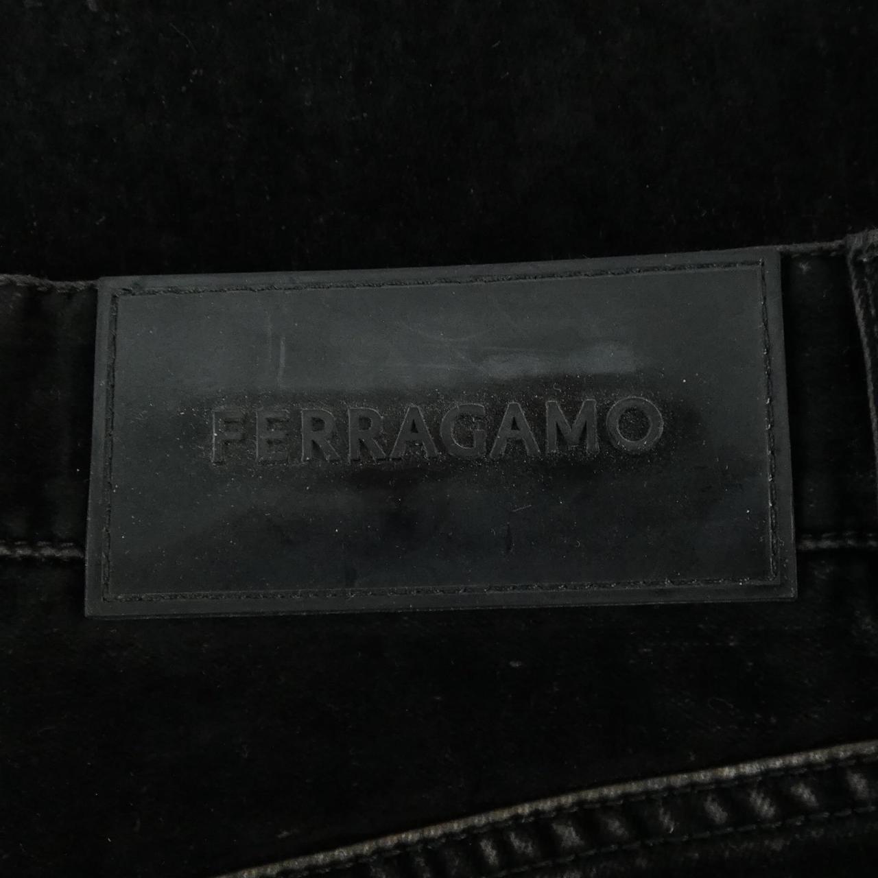 FERRAGAMO長褲