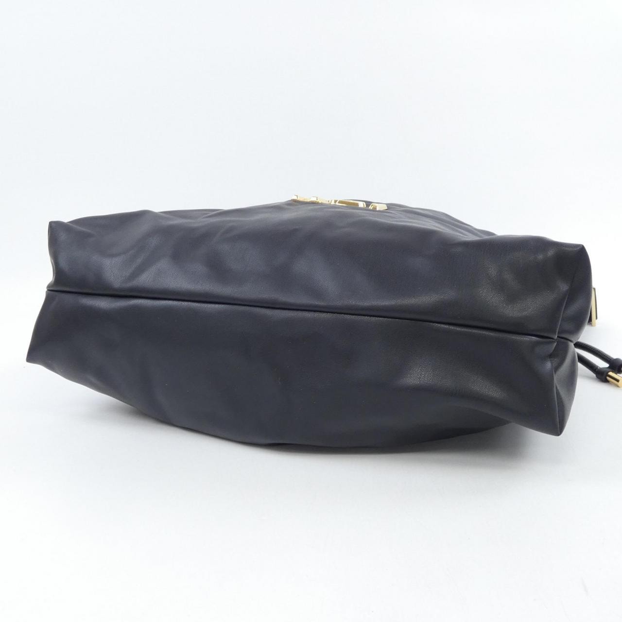 ヌメロヴェントゥーノ N°21 BAG