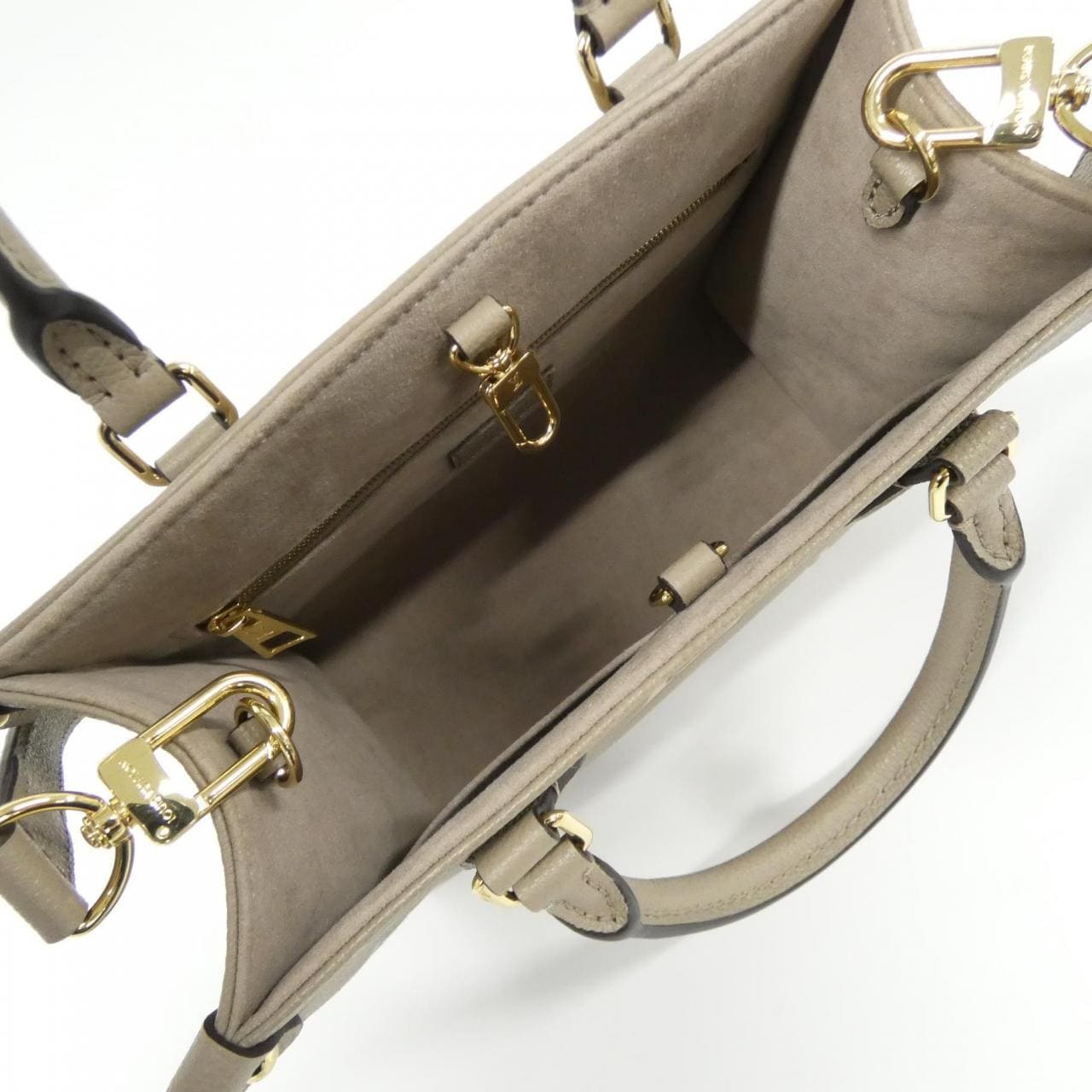 ルイヴィトン バイカラー モノグラム アンプラント オンザゴー PM M45779 バッグ