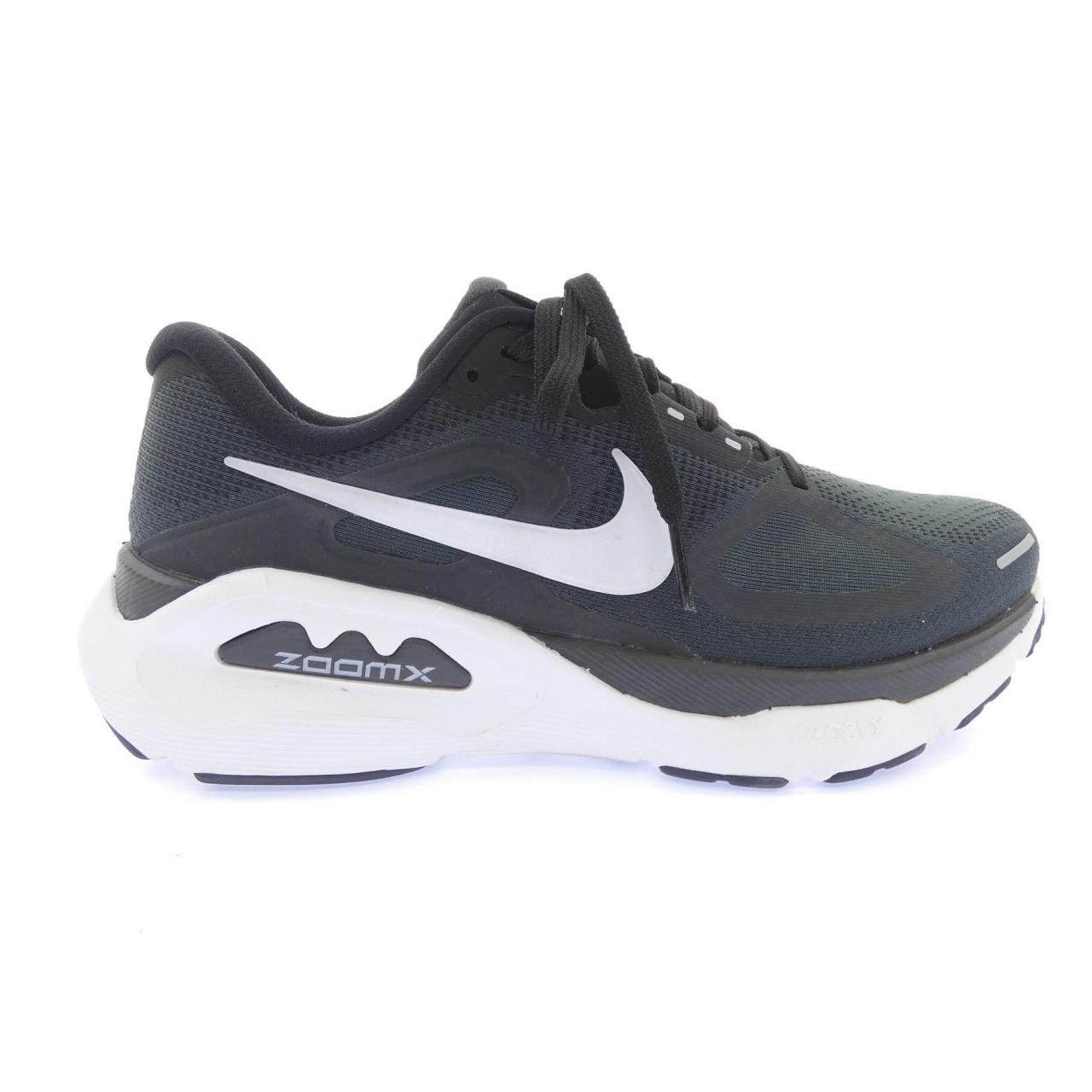 ナイキ NIKE IM2535 スニーカー