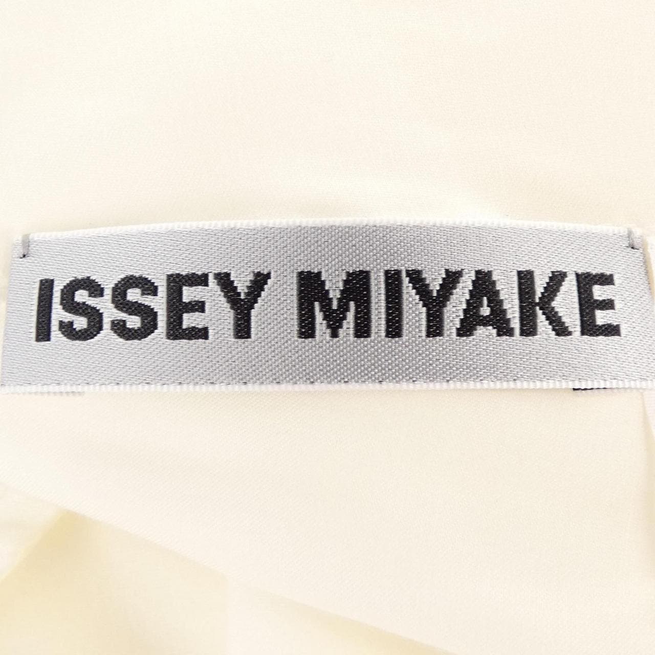 イッセイミヤケ ISSEY MIYAKE IM28FJ021 シャツ
