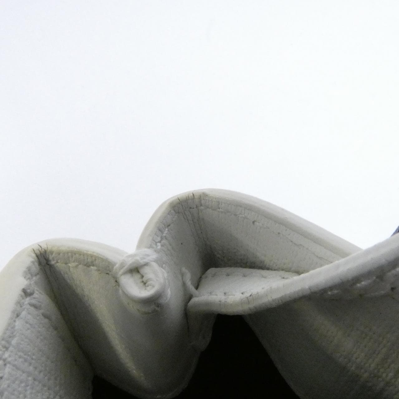 バレンシアガ ショッピング フォン ホルダー バッグ 593826 0AI2N バッグ