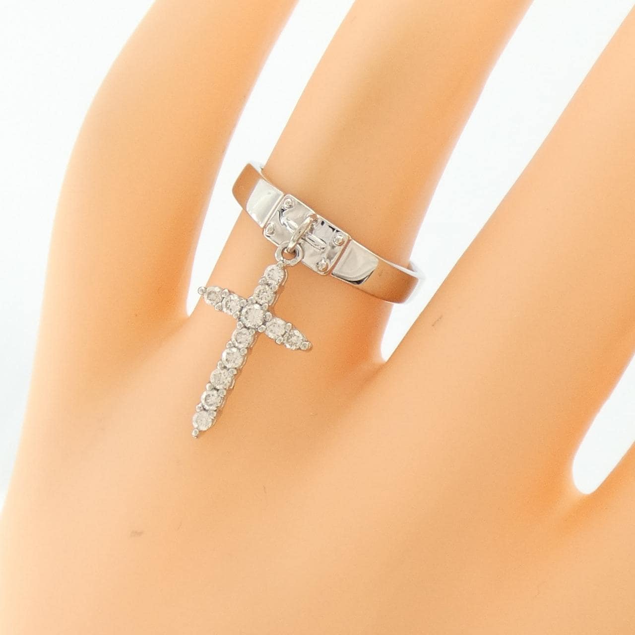 K18WG クロス ダイヤモンド リング 0.25CT