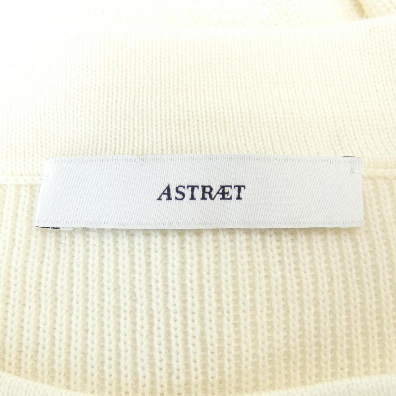 Astrat ASTRAET針織衫