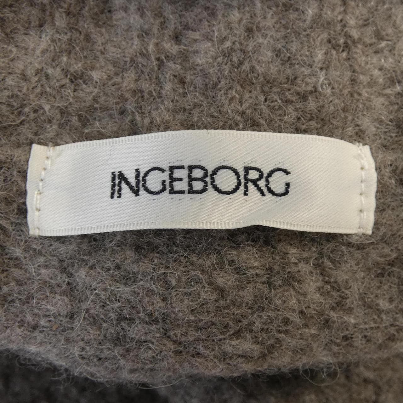 インゲボルグ INGEBORG ニット