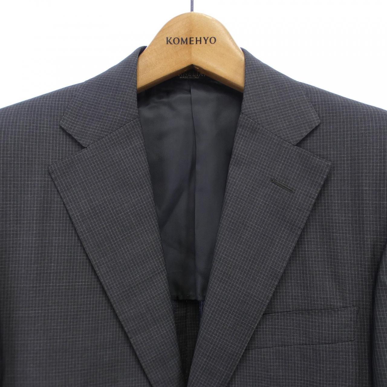 コルネリアーニ Corneliani スーツ