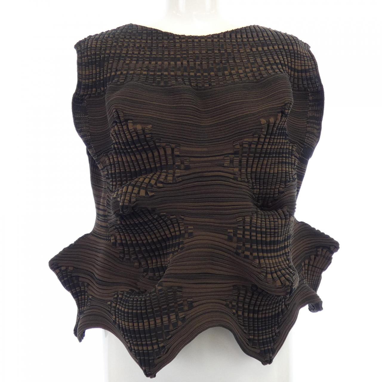 イッセイミヤケ ISSEY MIYAKE IM31KN797 トップス