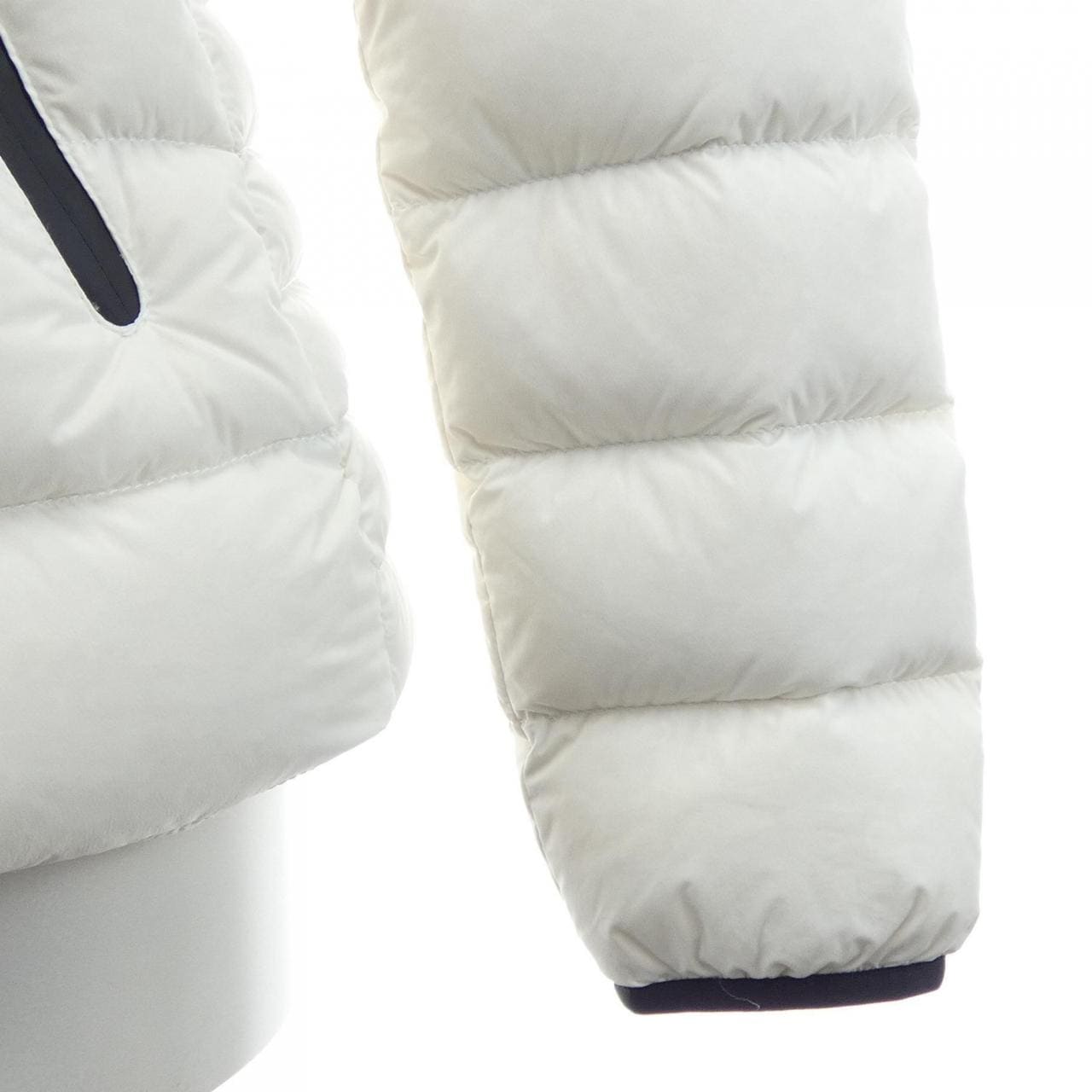 モンクレール MONCLER HERBE ダウンジャケット