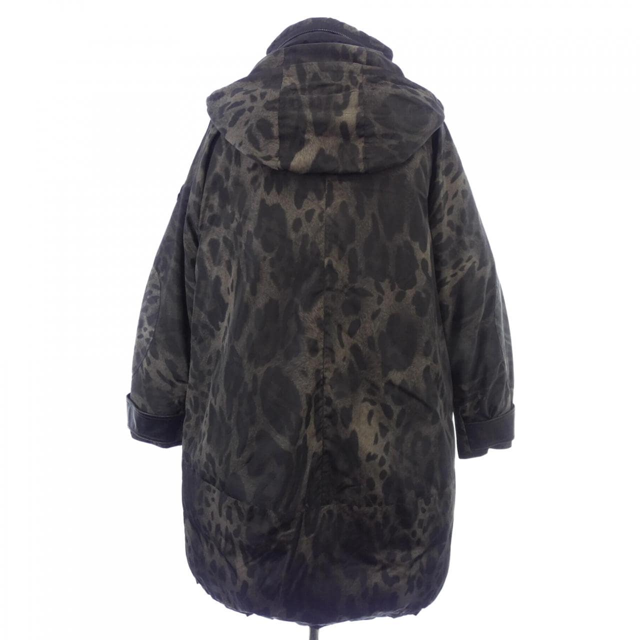 モンクレールガムルージュ MONCLER GAMMEROUGE 21934733880 ダウンコート