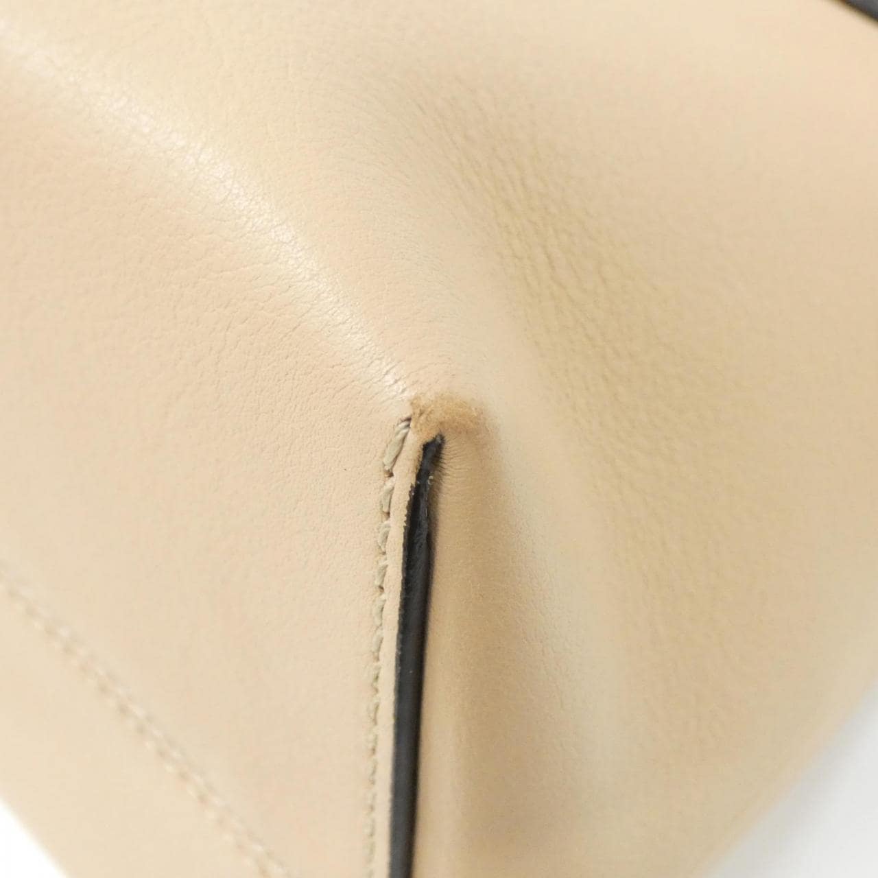 フェンディ バイ ザ ウェイ ミディアム 8BL146 5QJ バッグ