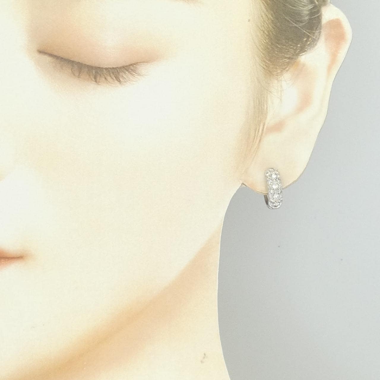 K18WG ダイヤモンド ピアス 0.86CT