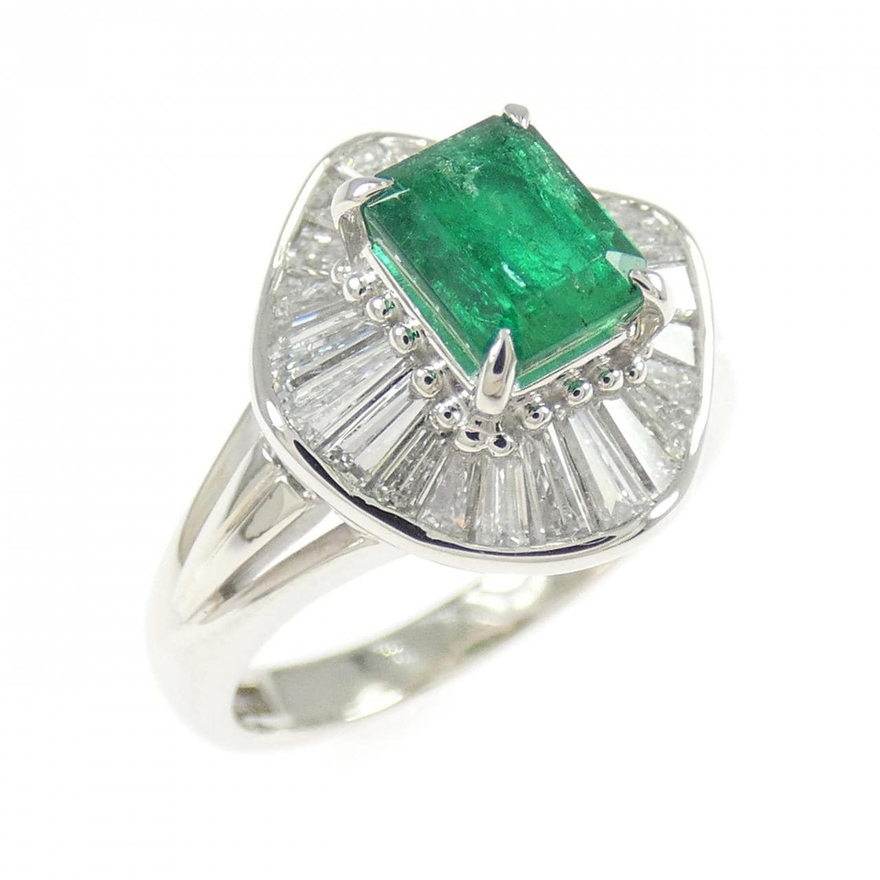 PT900 エメラルド リング 0.80CT