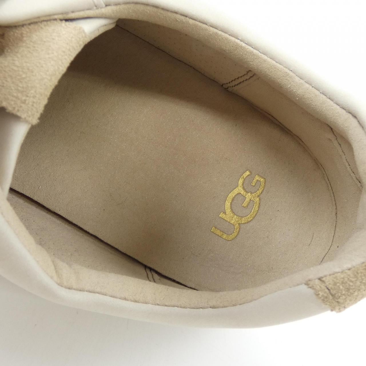 アグ UGG スニーカー
