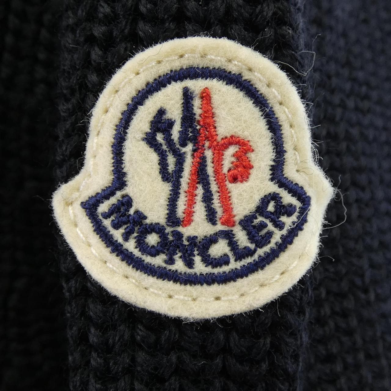 [新品] MONCLER MONCLER 20919B50800 羽绒服