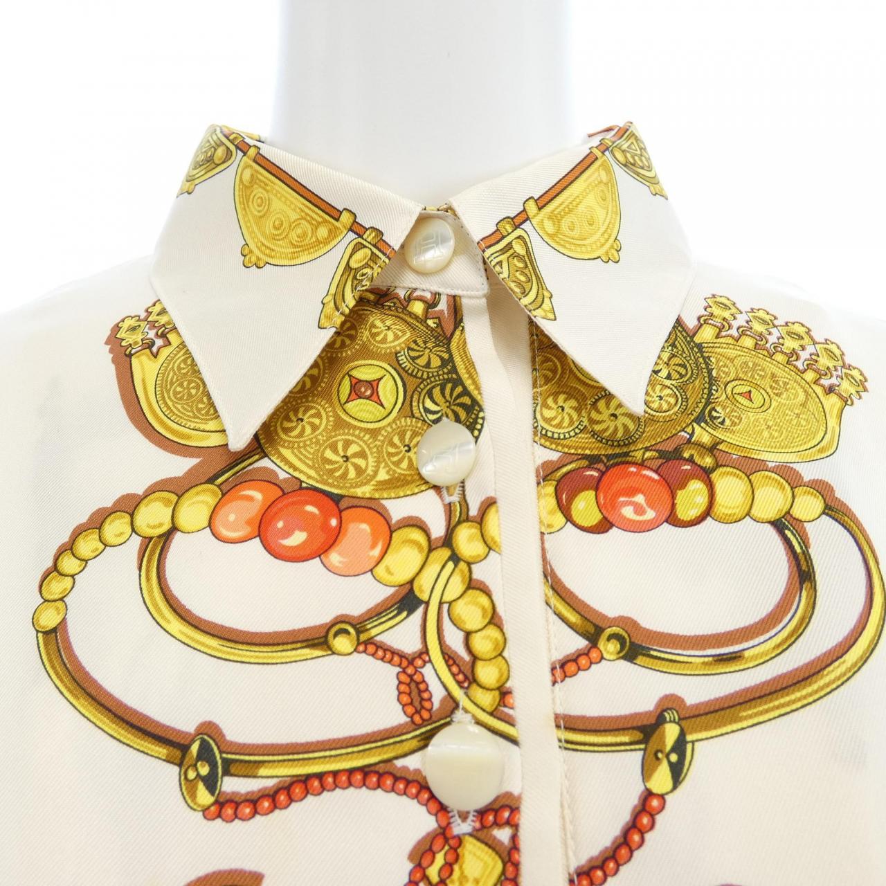 エルメス HERMES PARURES DES SABLES トップス