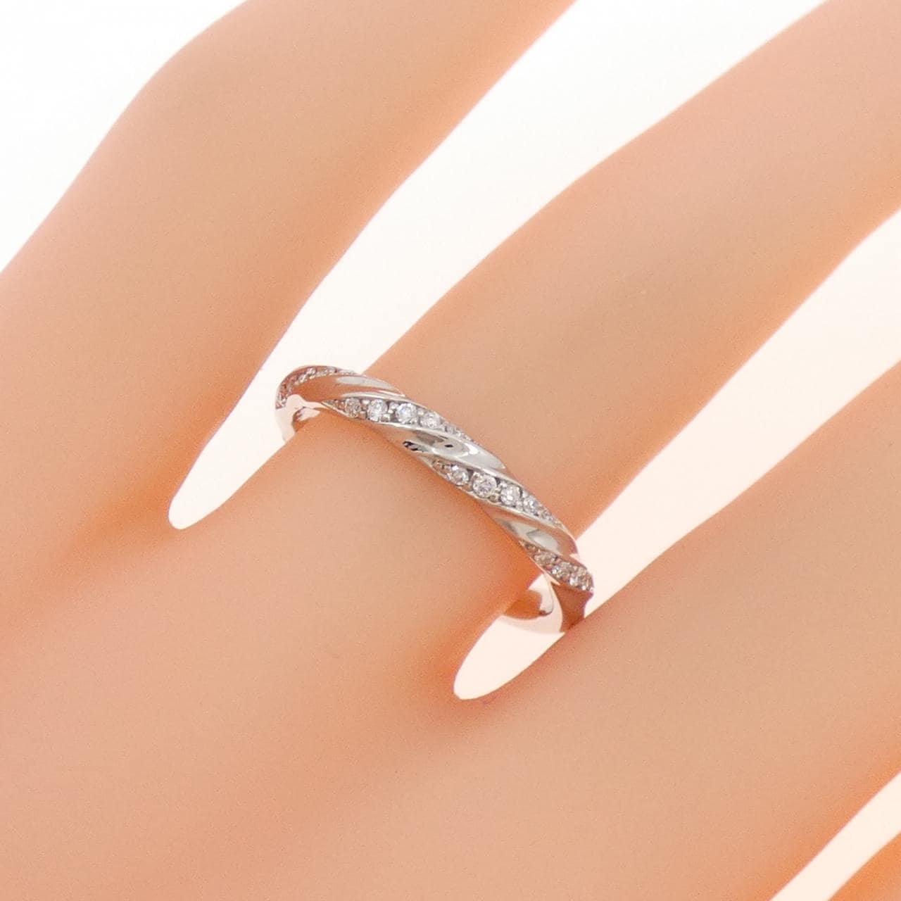 4゜C ダイヤモンド リング