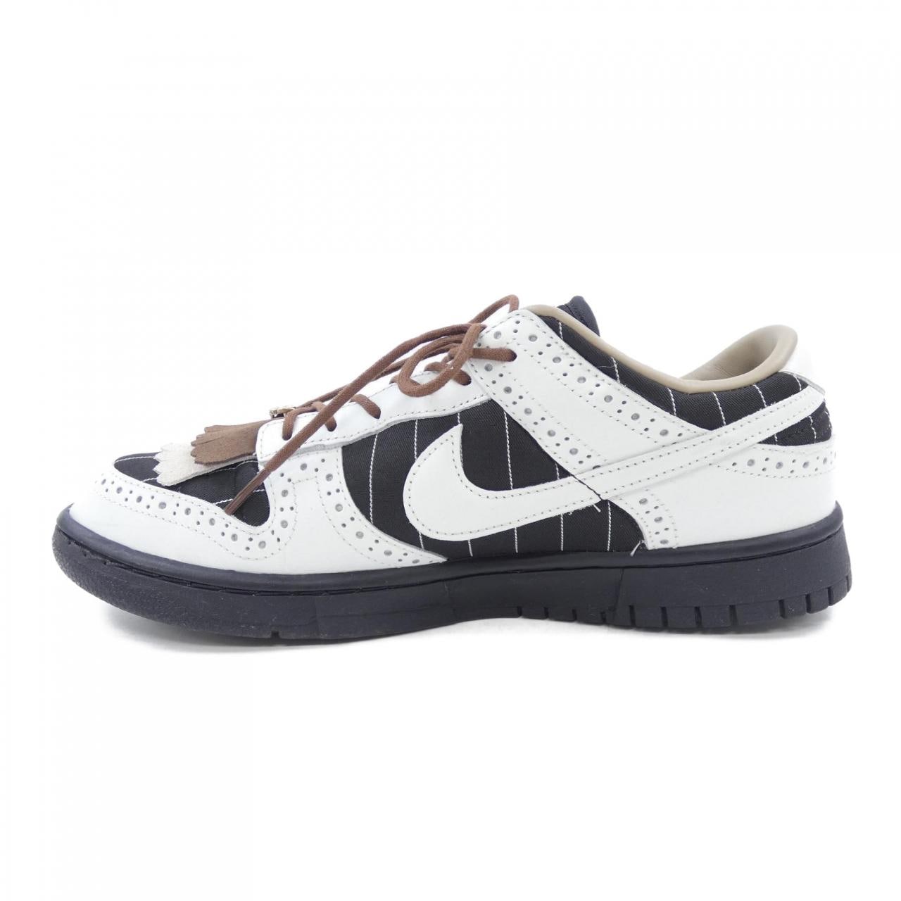 ナイキ NIKE FV3642-010 スニーカー