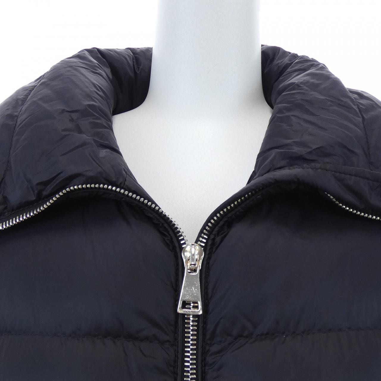 モンクレール MONCLER TORCY ダウンジャケット