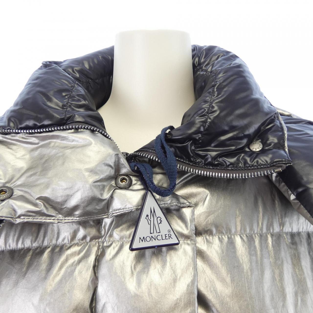 モンクレール MONCLER PARANA ダウンジャケット