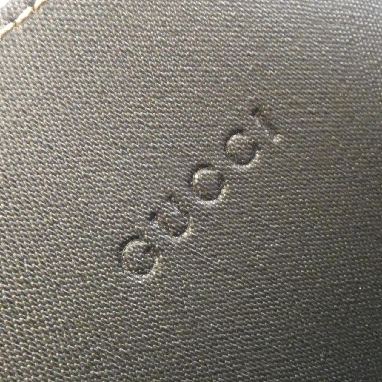グッチ 368568 A9810 バッグ