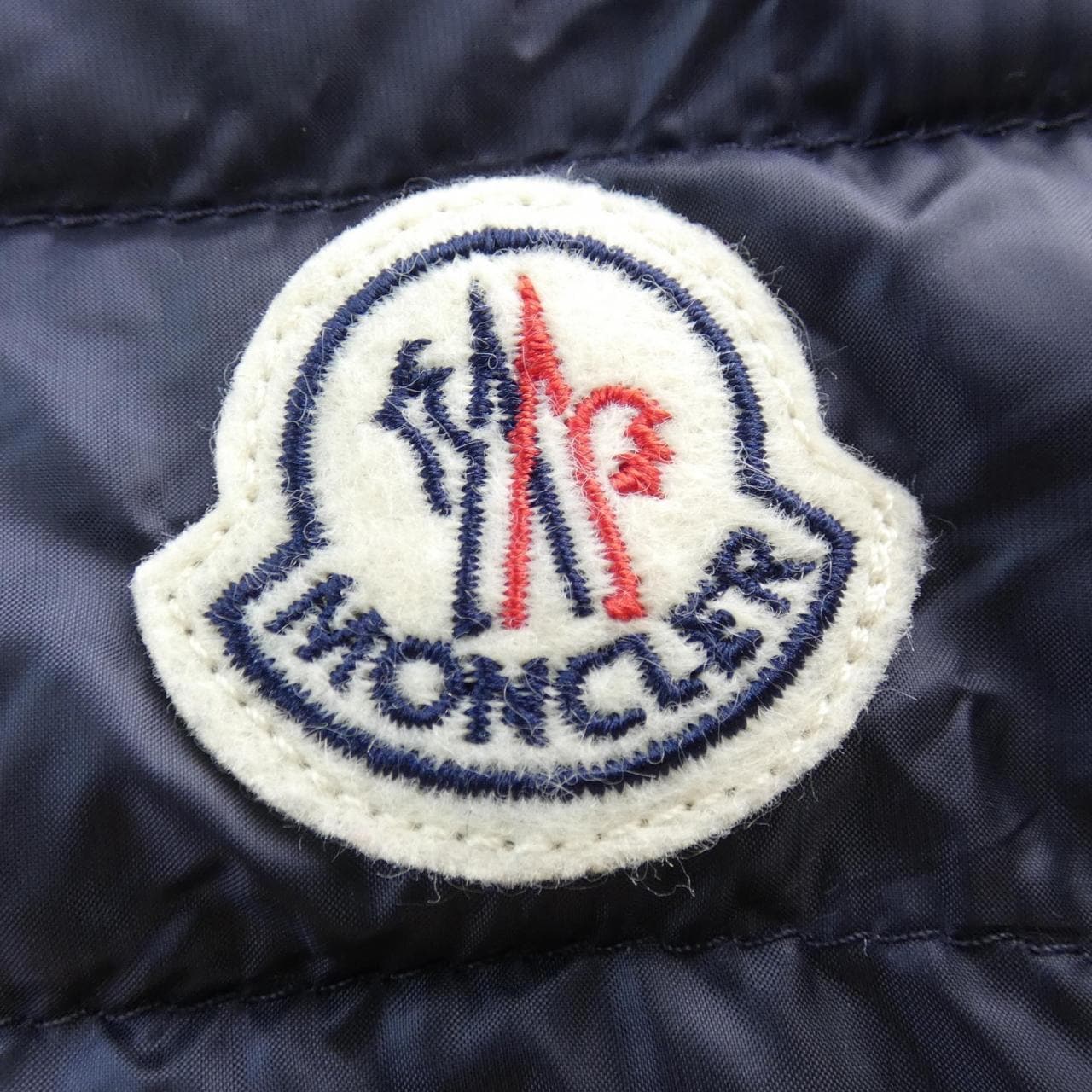 モンクレール MONCLER ダウンジャケット