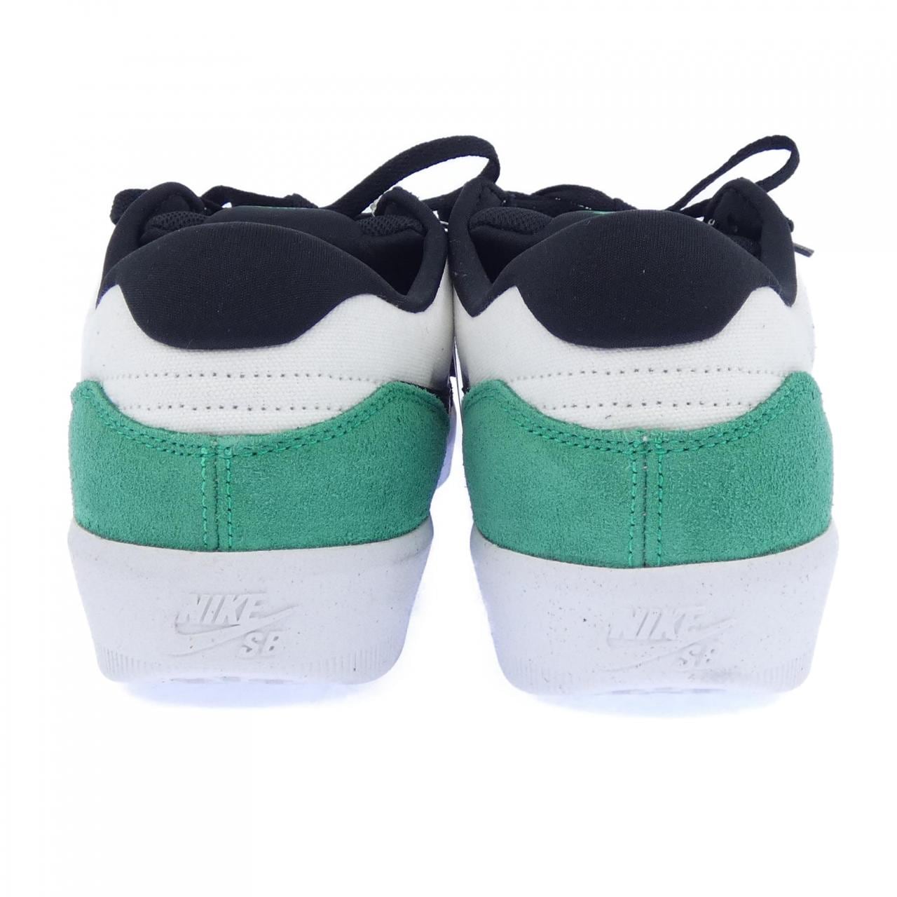 ナイキ NIKE DV5477-101 スニーカー