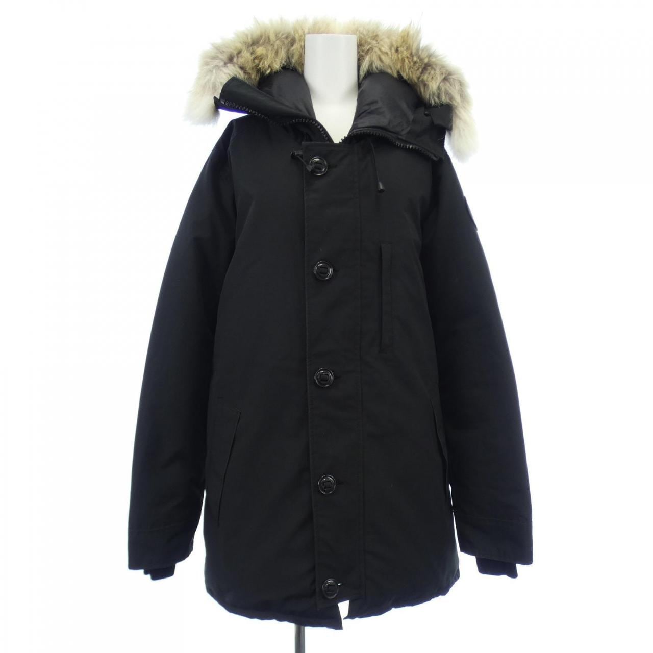 加拿大鹅CANADA GOOSE羽绒服