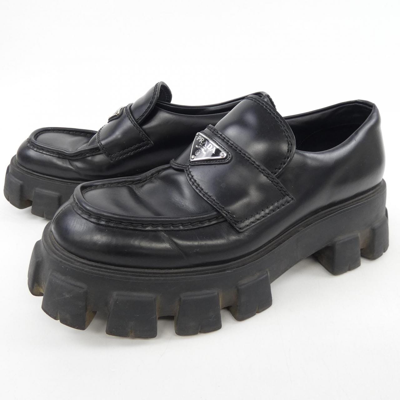 プラダ PRADA モノリスブラッシュドレザーローファー 2DE129 シューズ