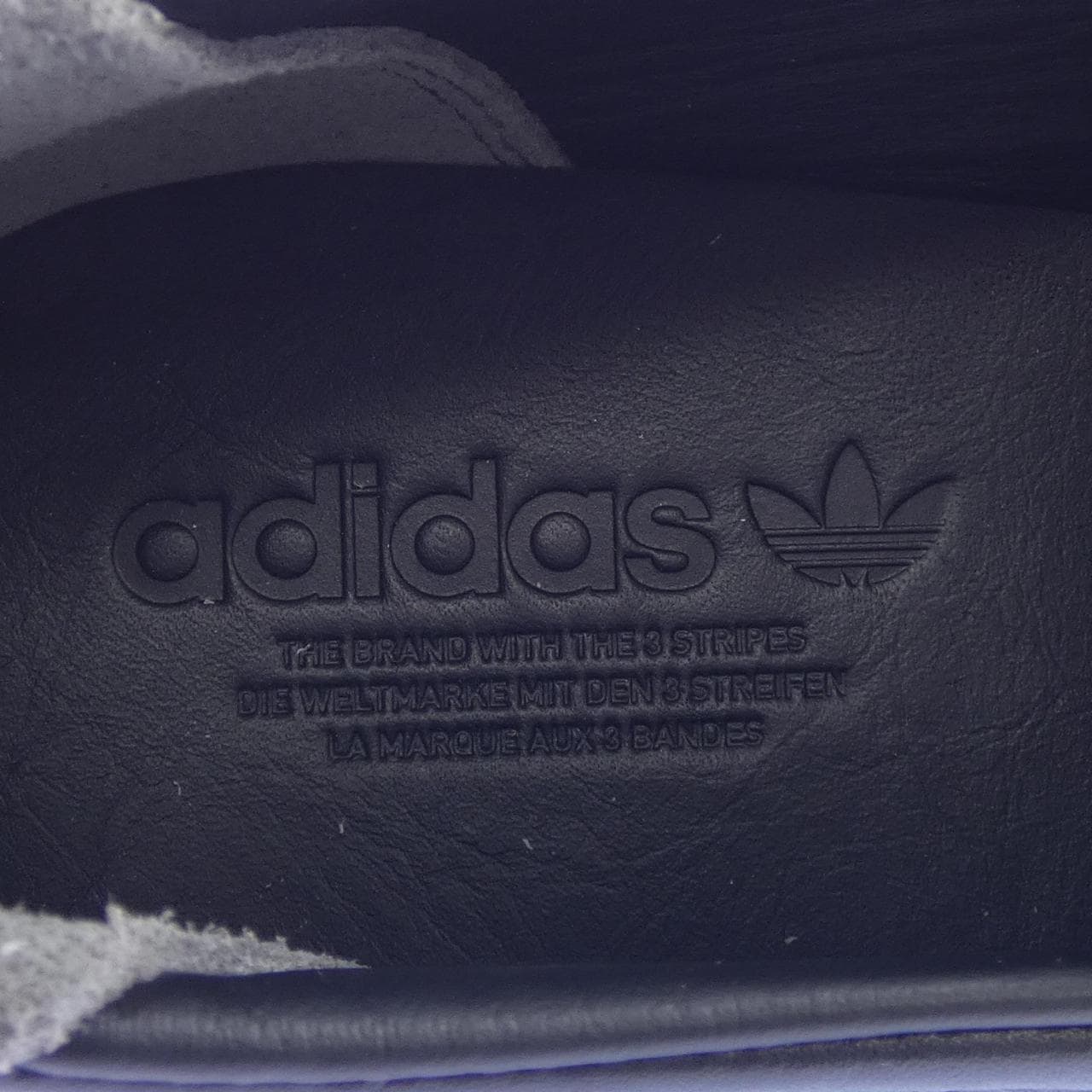 アディダス ADIDAS KJ5786 シューズ