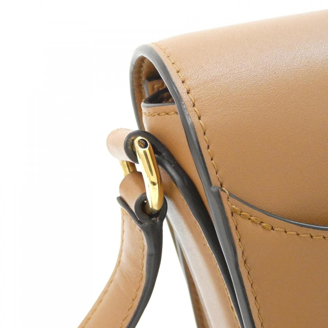 サルヴァトーレフェラガモ 21 2915 ショルダーバッグ