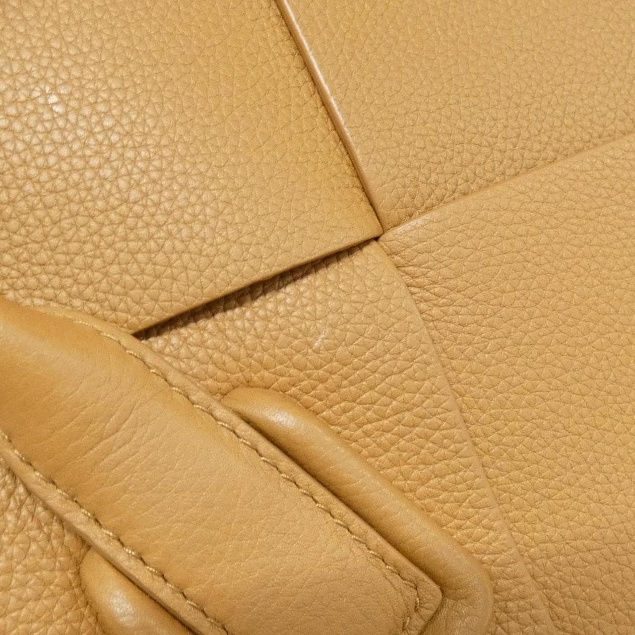 ボッテガヴェネタ 575943 VCP11 ショルダーバッグ