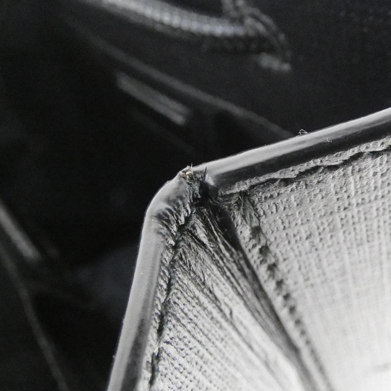 バレンシアガ ショッピング ノース サウス トート XXS 572411 0AI2N バッグ