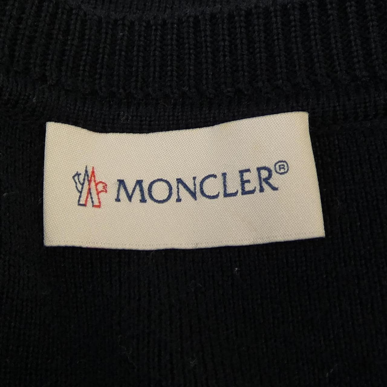 モンクレール MONCLER 10939B50100 ダウンジャケット