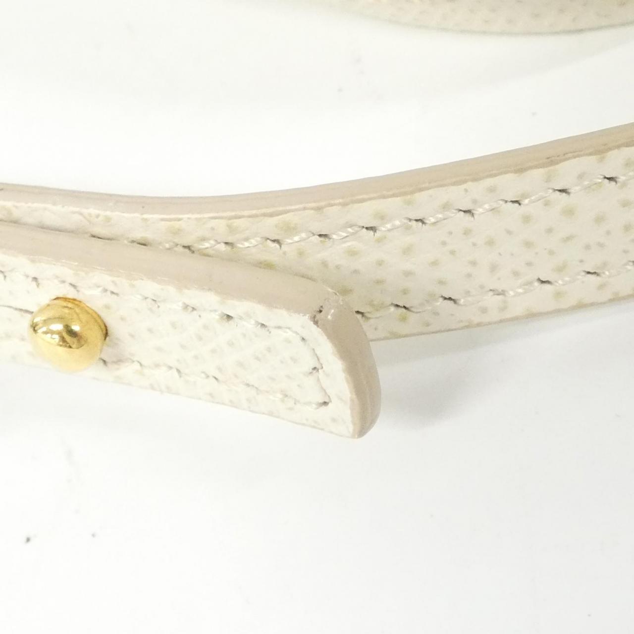 セリーヌ バーティカル カバ スモール 176183XBA バッグ