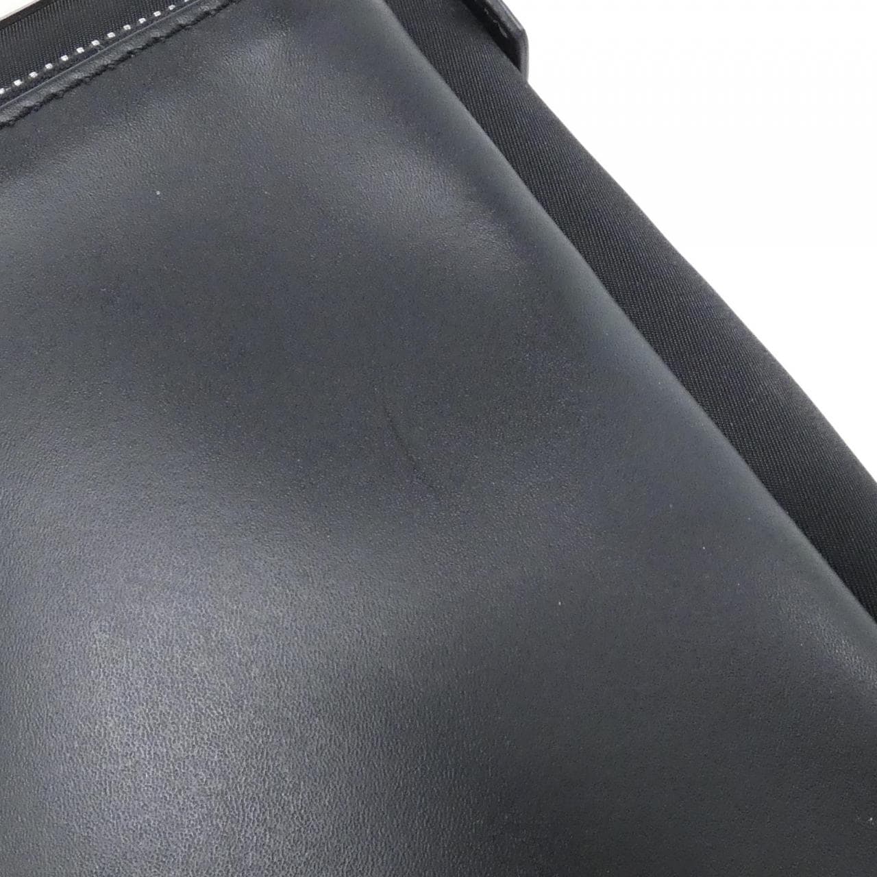 フェンディ BAG BUGS 7VZ033 A2FT ショルダーバッグ