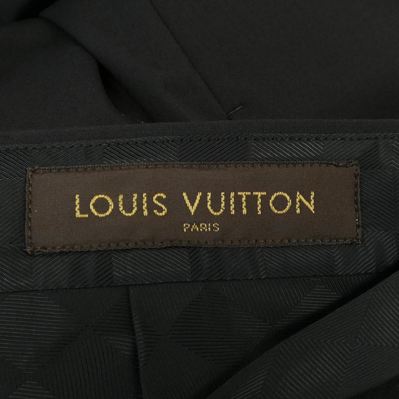 ルイヴィトン LOUIS VUITTON MSC7NAWAR スーツ