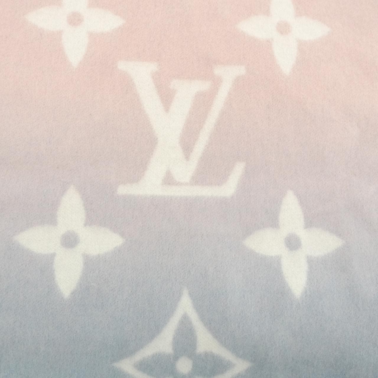 ルイヴィトン LOUIS VUITTON レイキャビック グラディエント M70868 MUFFLER