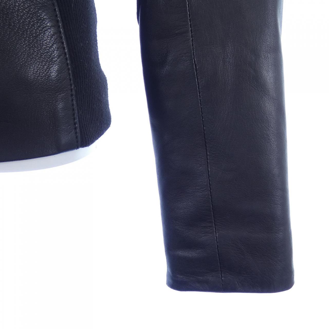 エンポリオアルマーニ EMPORIO ARMANI レザージャケット