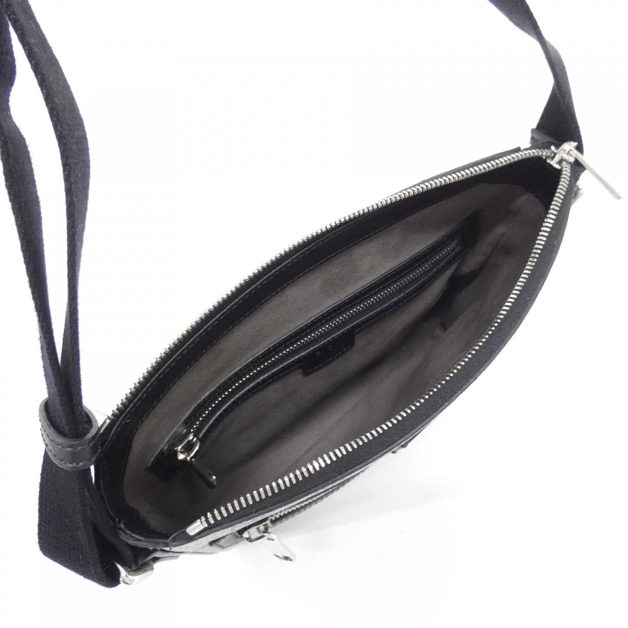 グッチ 779865 K5RLN ショルダーバッグ