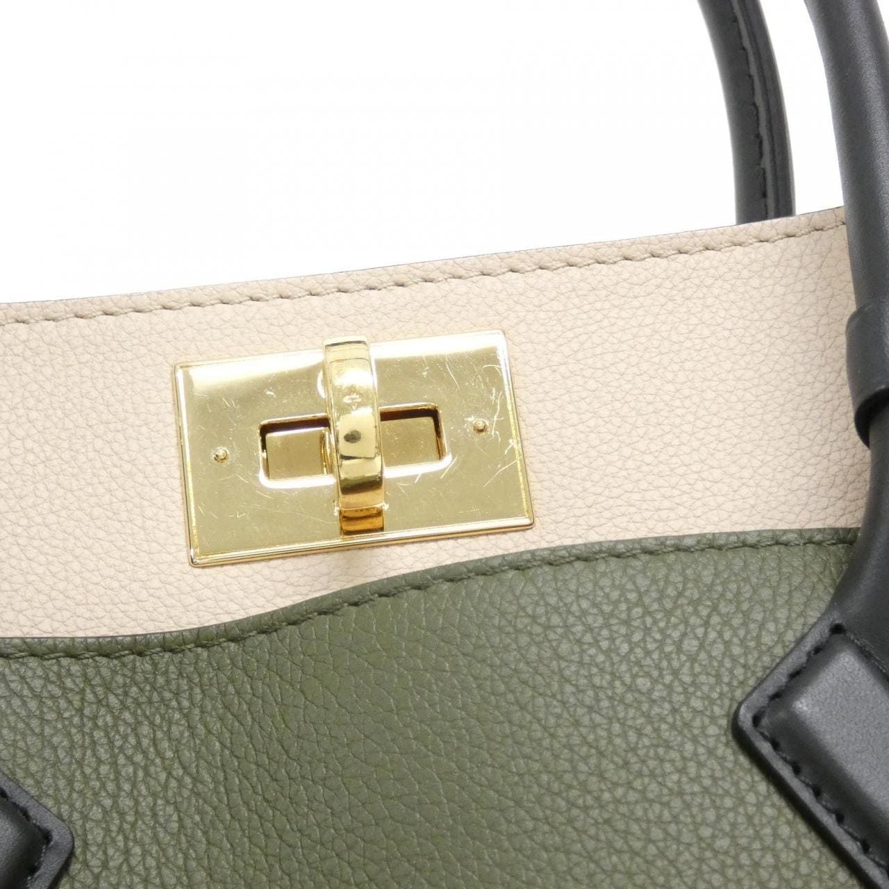 LOUIS VUITTON On My Side MM M55302 包