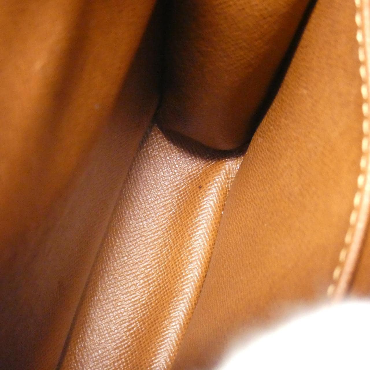 ルイヴィトン モノグラム アマゾン M45236 ショルダーバッグ