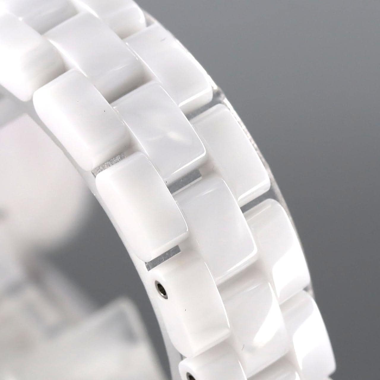 シャネル J12 29mmセラミック･8P H2570 セラミック クォーツ