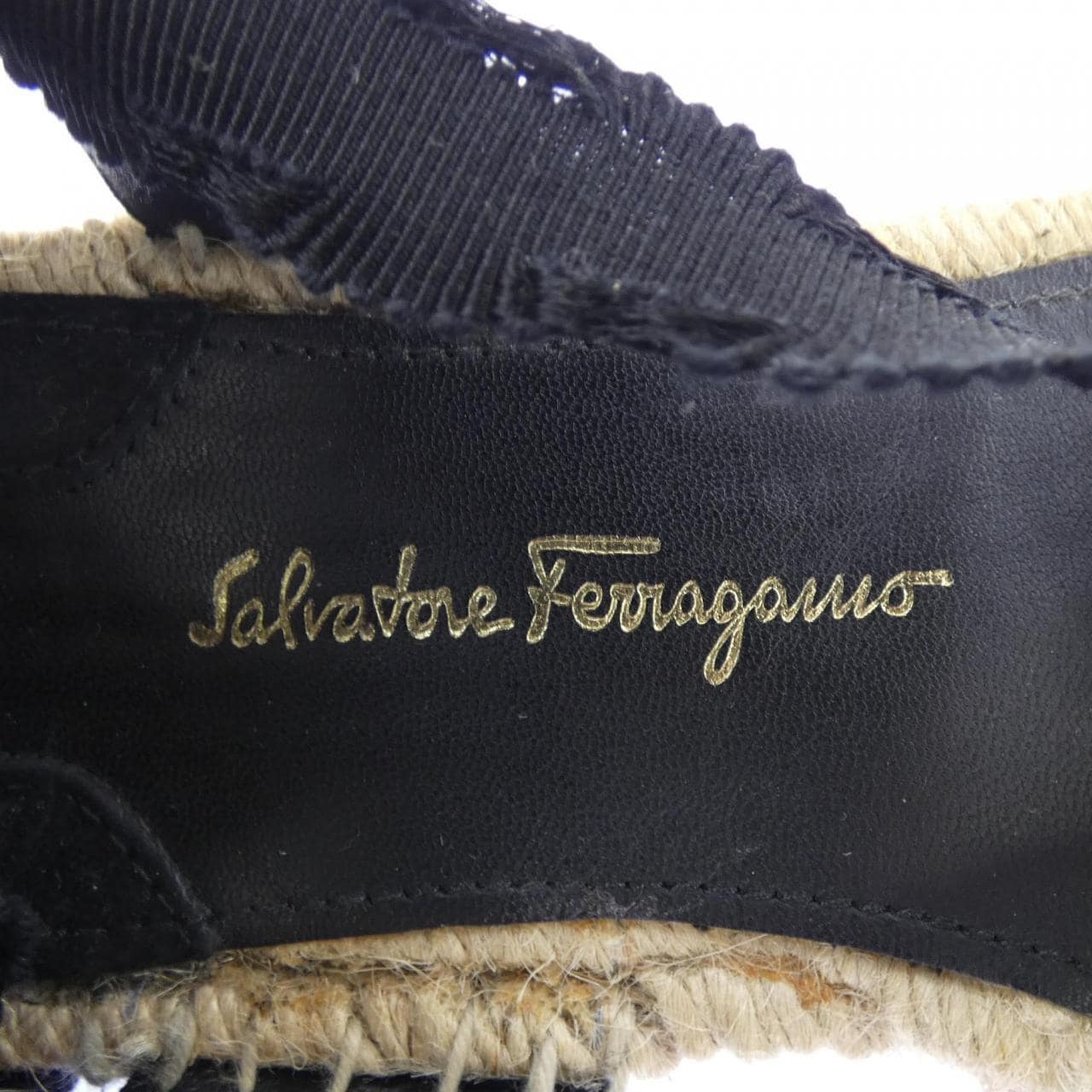 サルヴァトーレフェラガモ SALVATORE FERRAGAMO サンダル