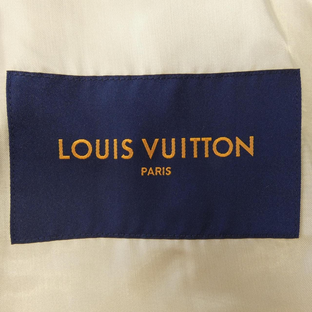 ルイヴィトン LOUIS VUITTON スタジャン