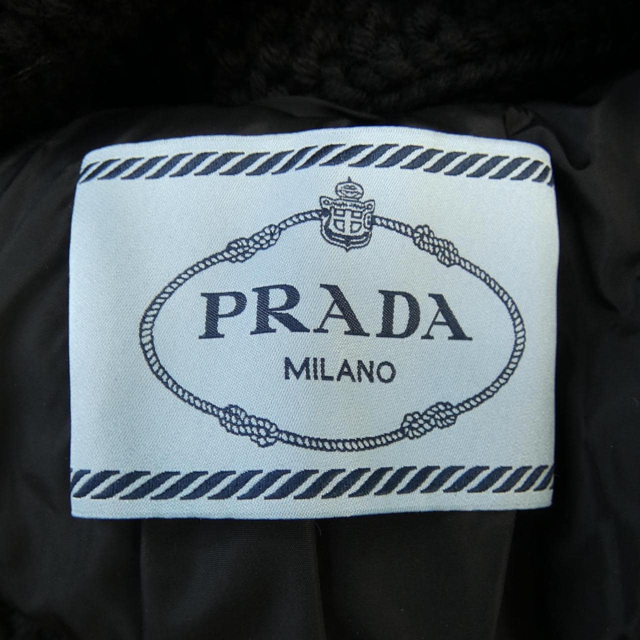 プラダ PRADA 291125 S162 L18 ダウンコート