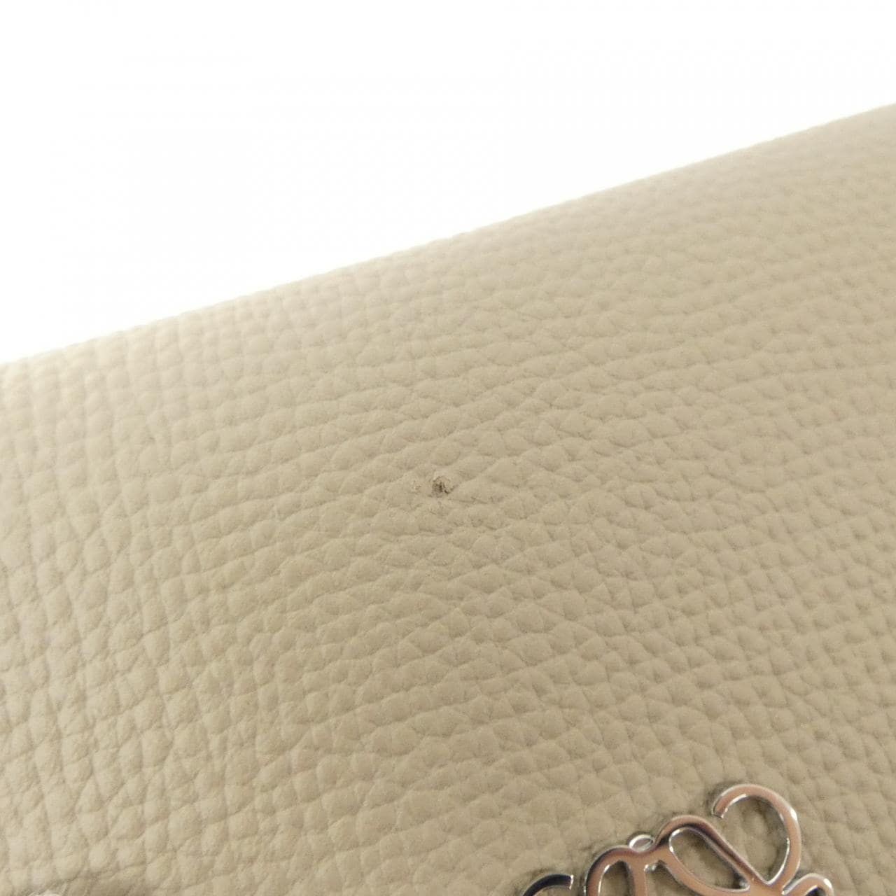 Loewe Anagram小号垂直钱包 C821S33X01 钱包