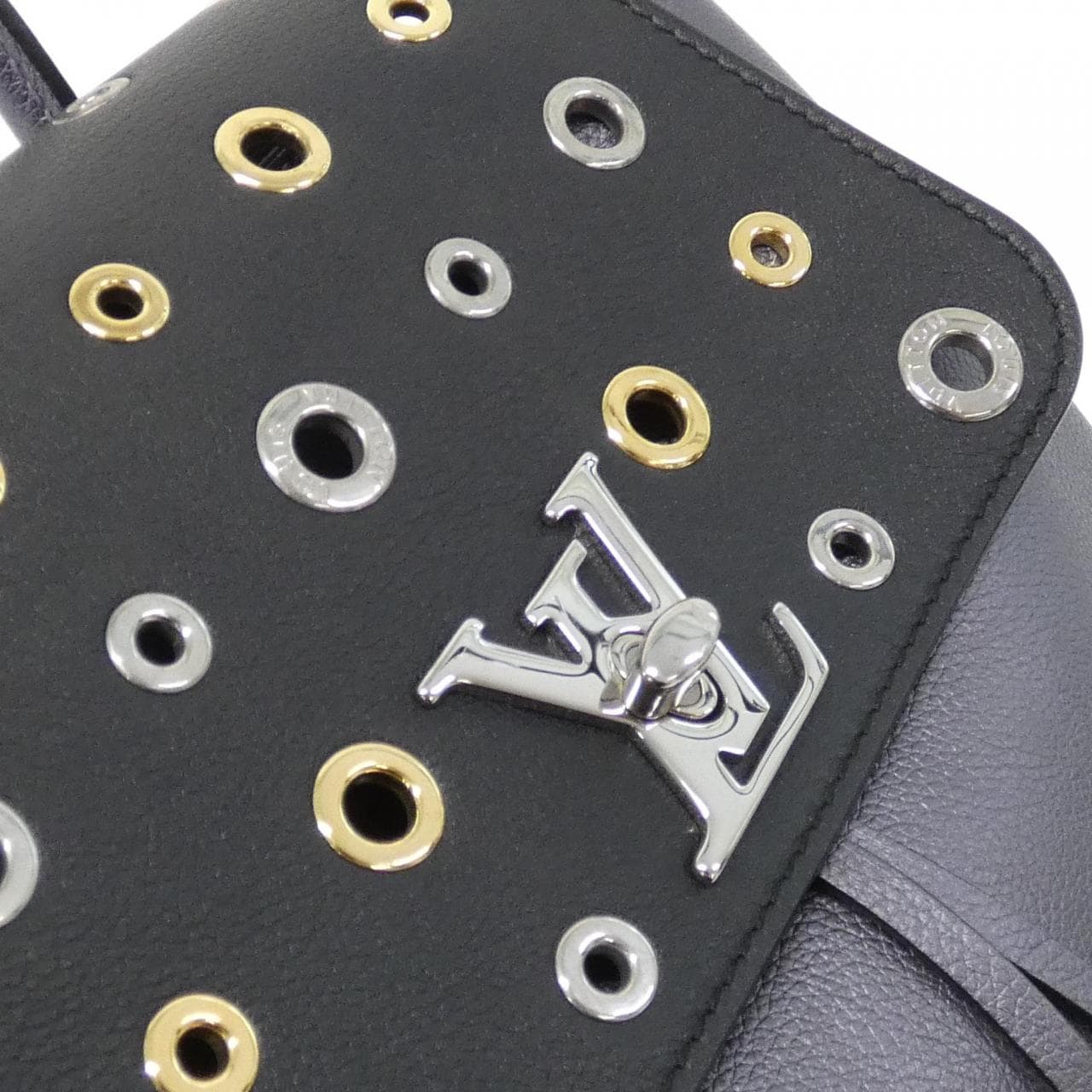ルイヴィトン ロックミー バックパック M42868 リュックサック