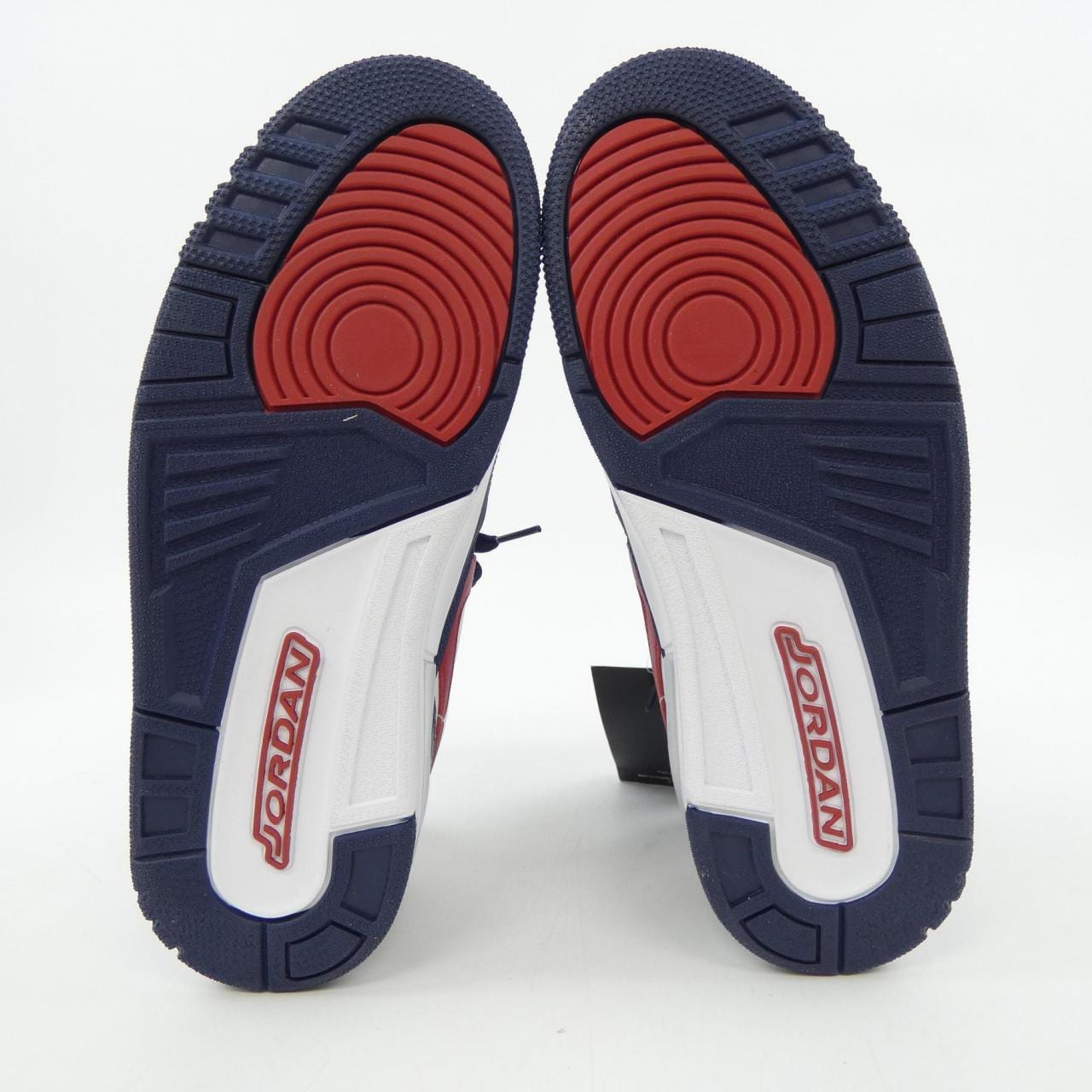 ナイキ ジョーダン NIKE JORDAN CD7069-104 スニーカー