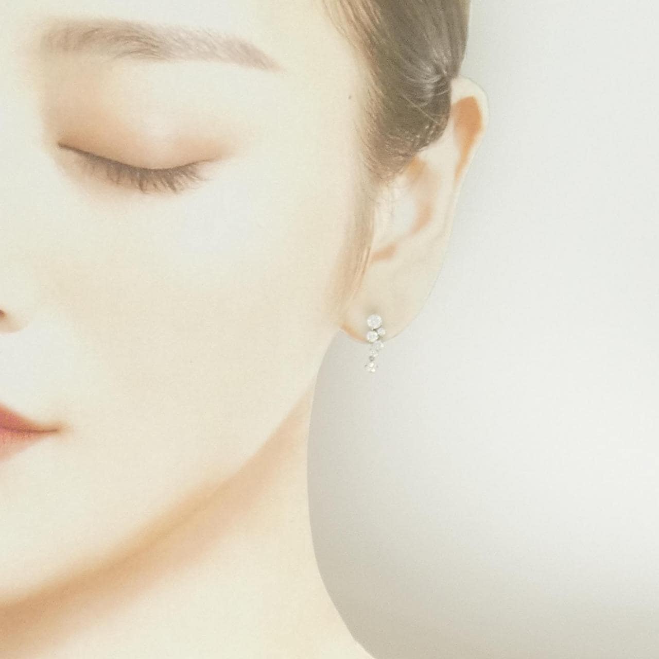 フォーエバー　マーク ダイヤモンド ピアス 0.70CT